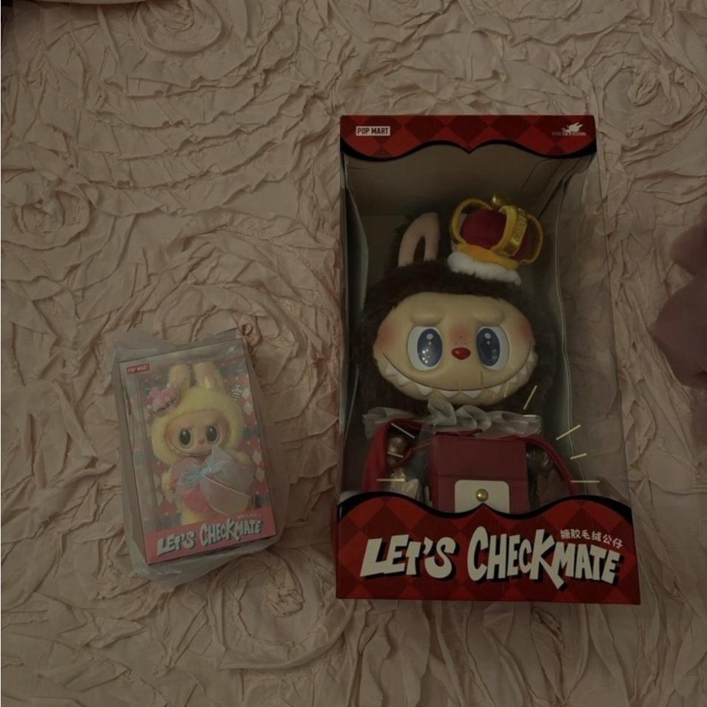 ✨👑 100% Authentic Labubu Let’s Checkmate King & Queen Bundle 💖♟️✨
